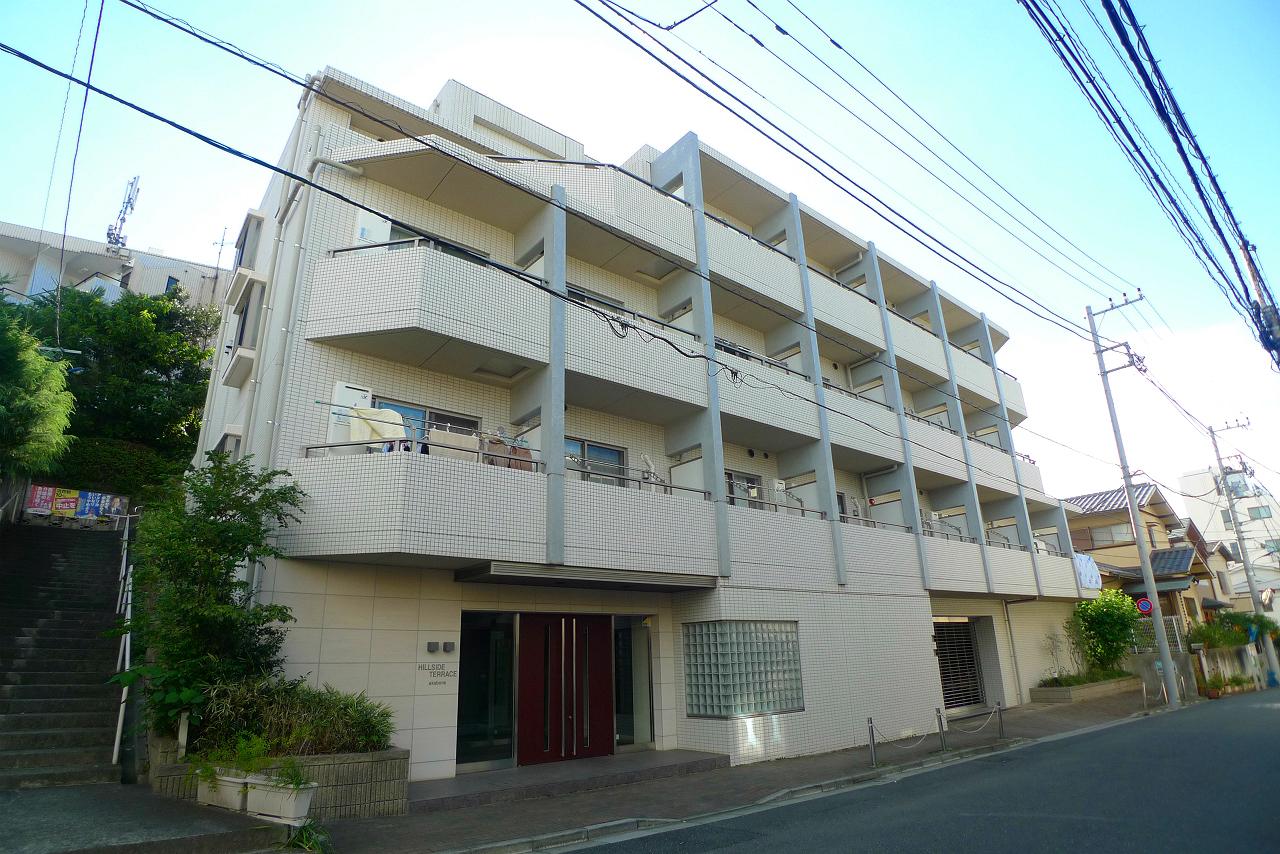 HILLSIDE TERRACE AKABANE