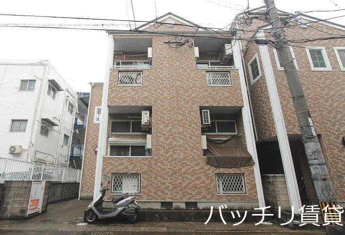 トマト館