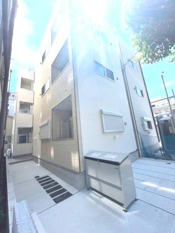 モユル東部市場