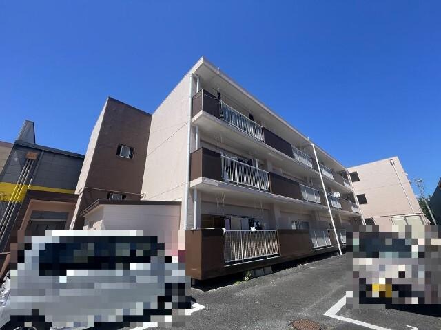 ファミール若松