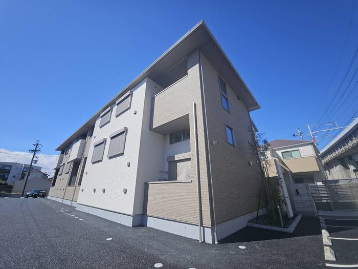 MAISON LOTUS 西枇杷島