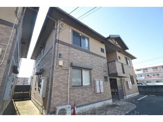 ファミール三筋C棟
