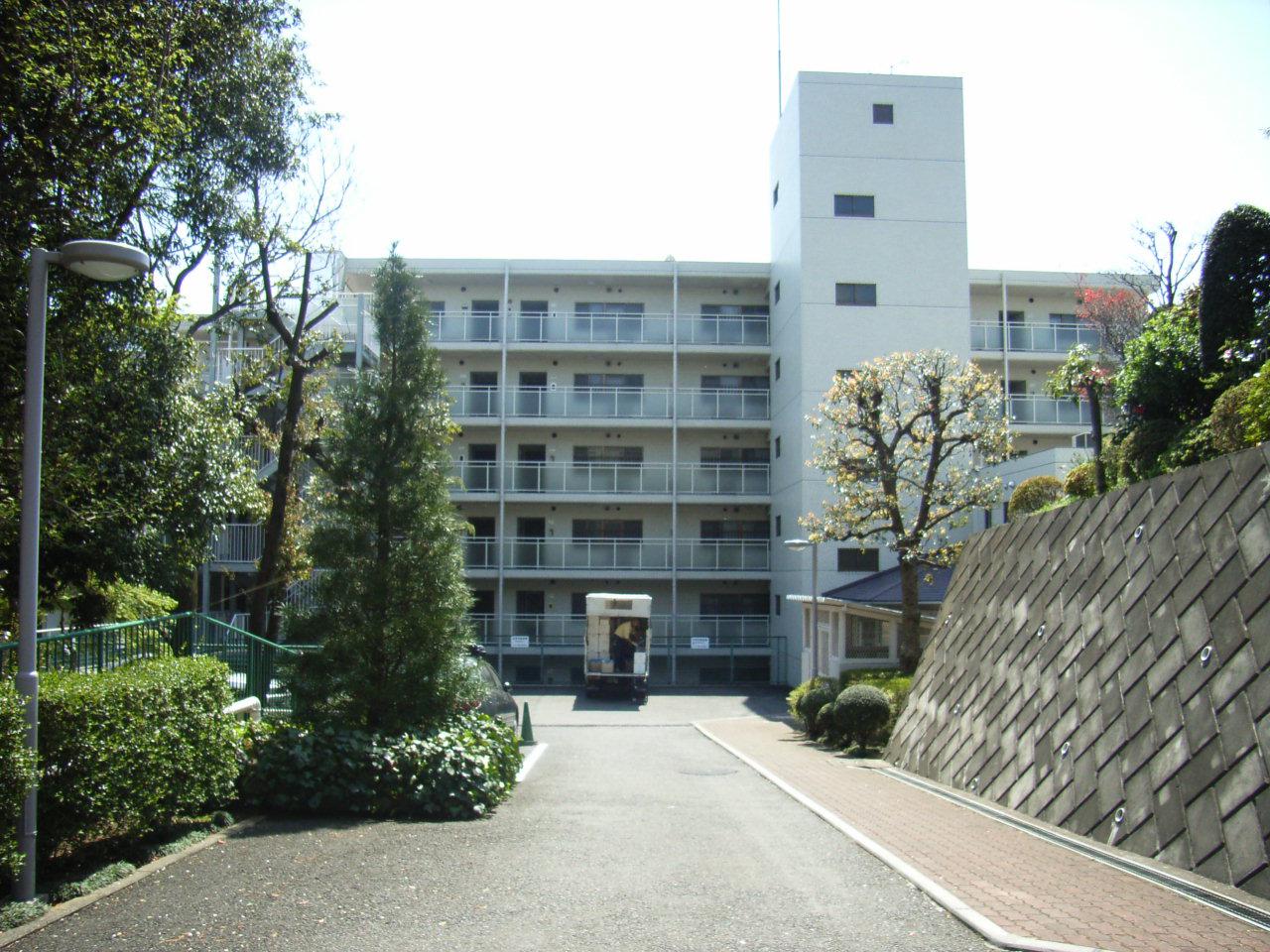 ヒルズ大倉山