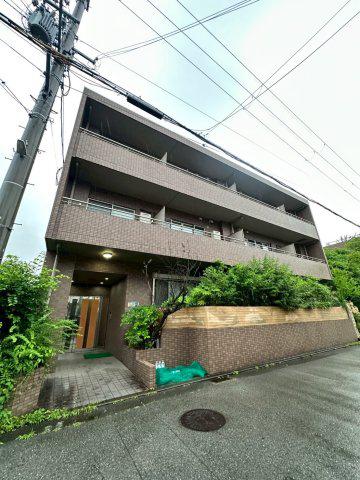 エメラルドグリーン西北