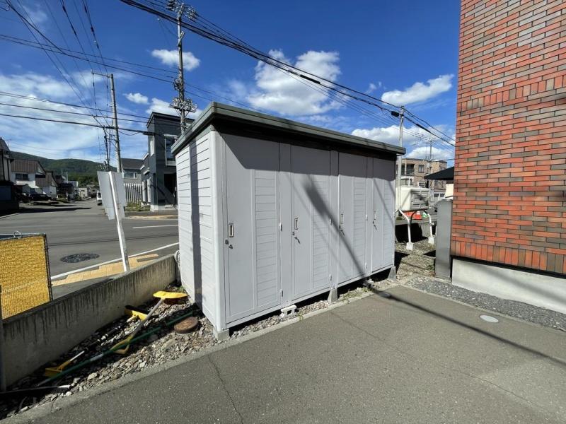 ベルヴュ西野