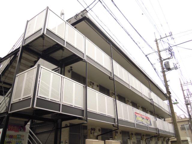 レオパレスアピラ