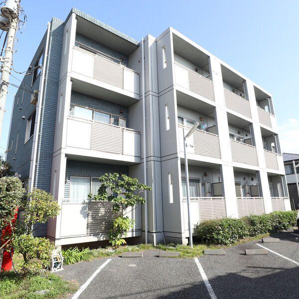 LANAI INAMURA