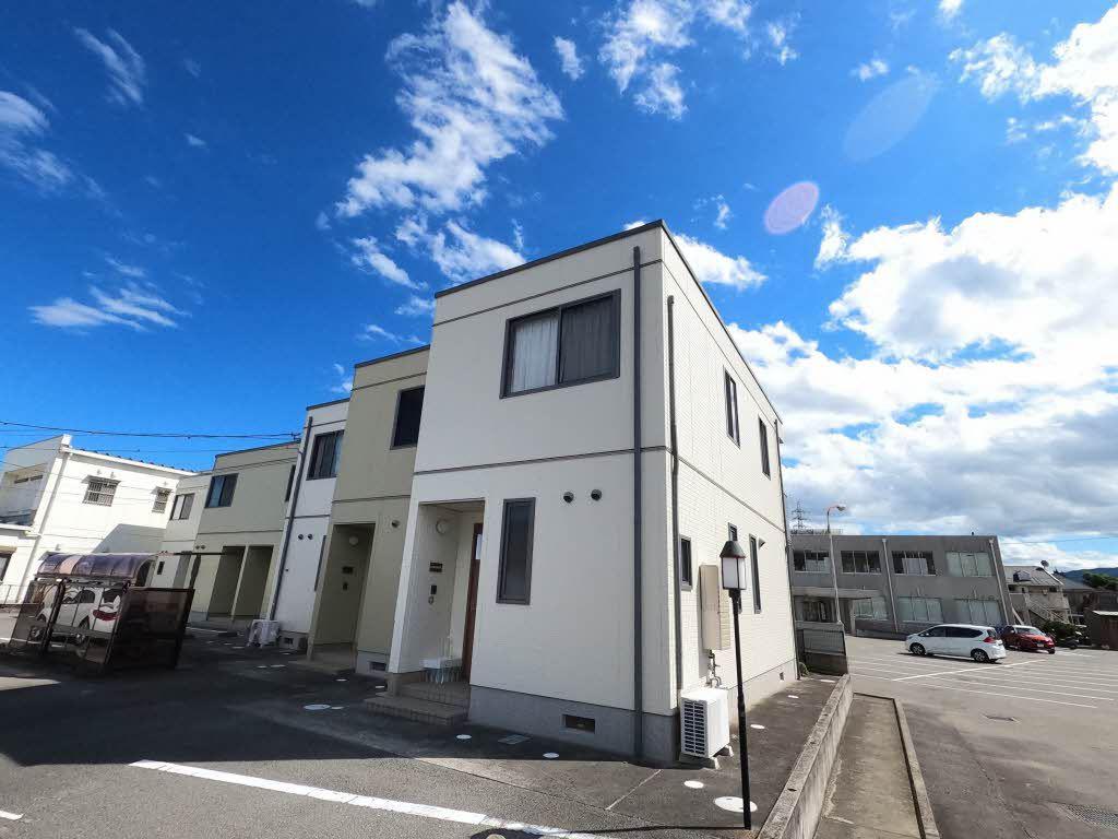 シャーメゾン III番館