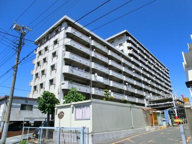 スカイラークハイツ