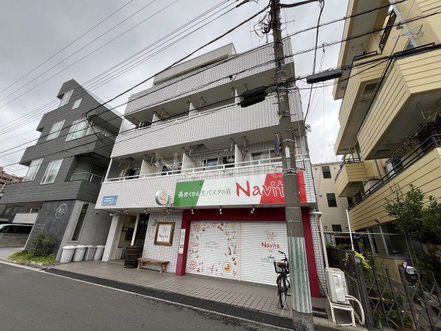 クレッセントワタナベ