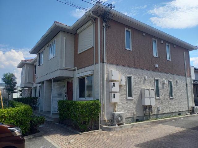 シャーメゾン彩都B