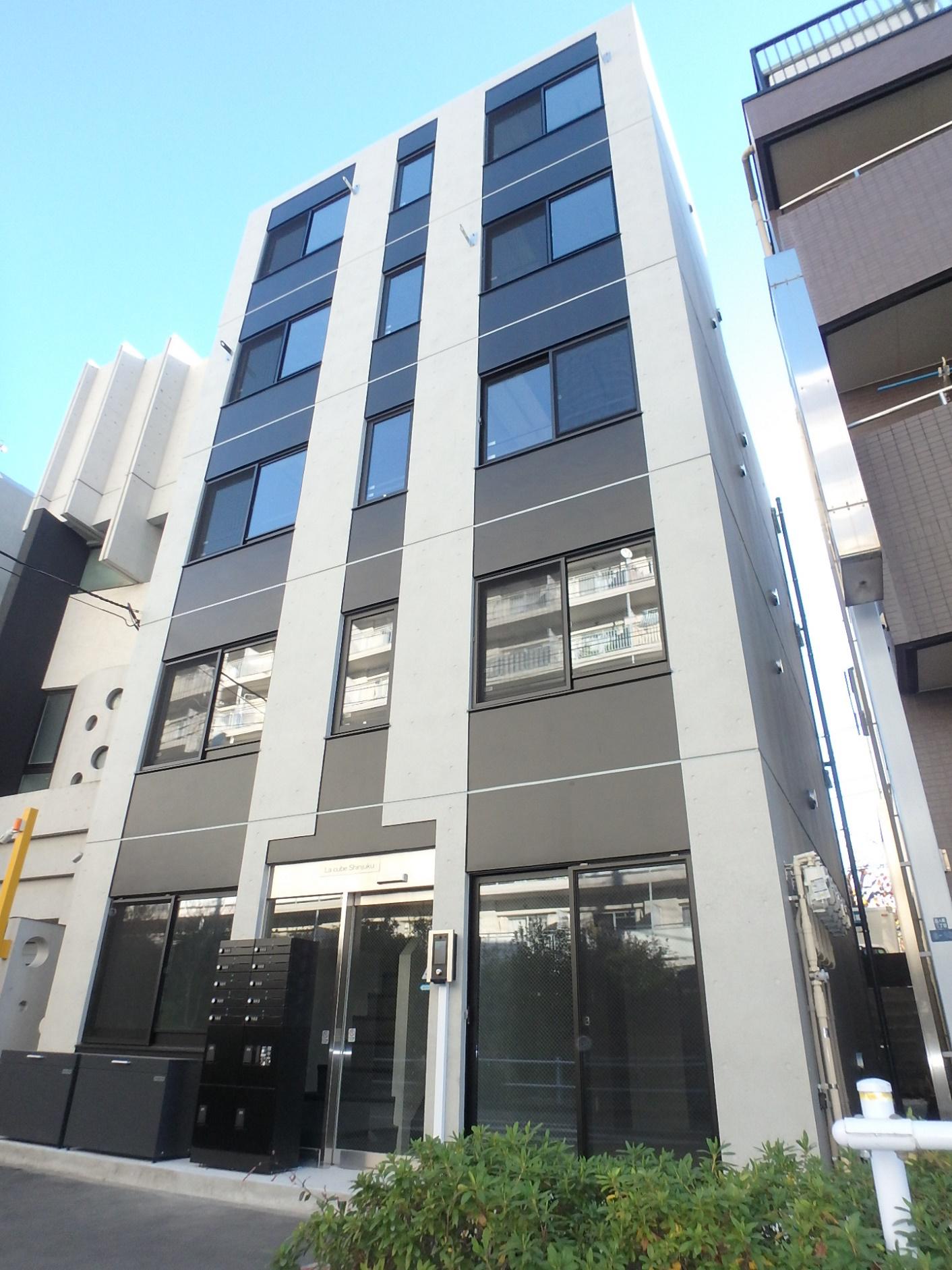 ラ キューブ新宿