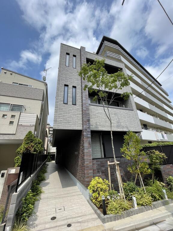 BLOOMSTAGE根岸