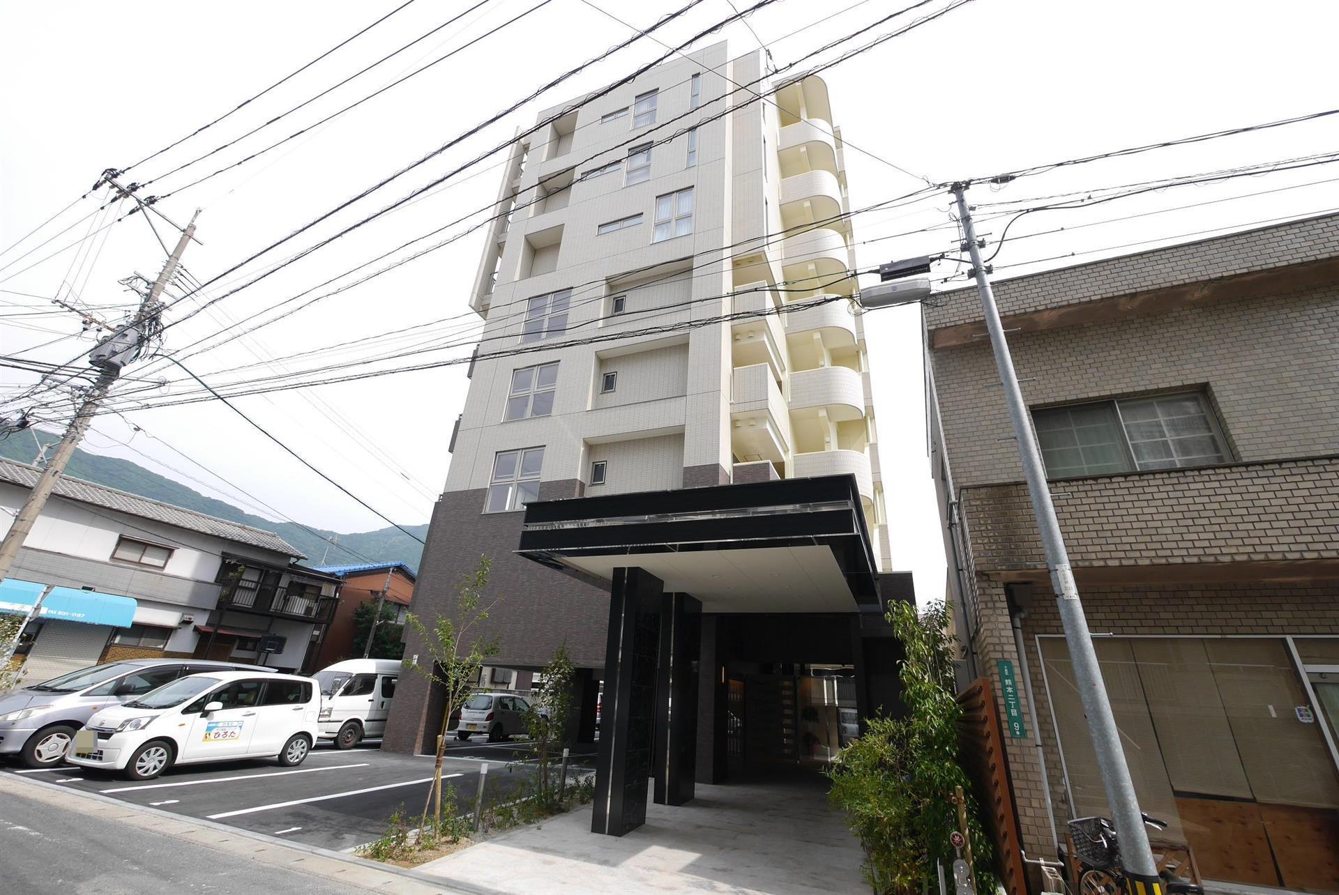 内山足立ビル