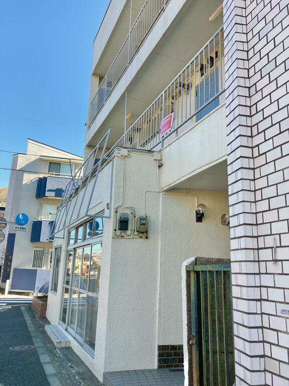 フラット73