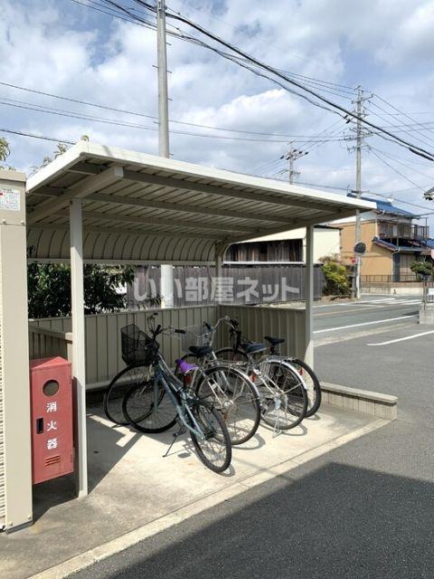 アークスクエア
