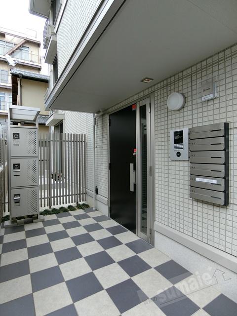 アルヴィスコート