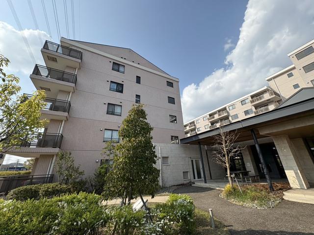 カスタネア栗平1・2・3番館