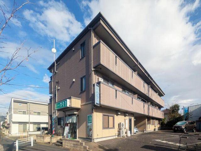 ファミール河内