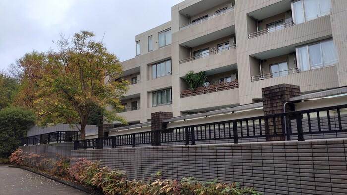 パークシティ成城 Fコート-定期契約1年-
