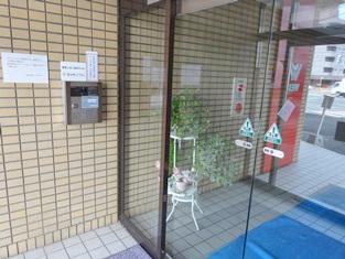 ウエストビル