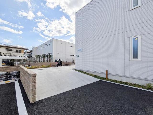 グラナーデ成城学園前A