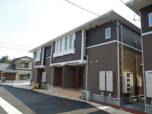 サン・ボヌール 泉町A