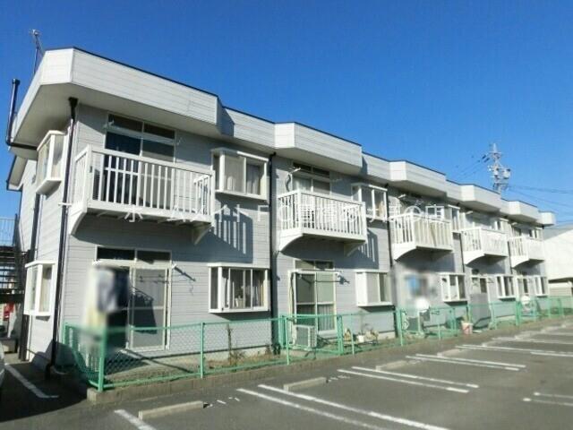 ホワイトルーム飯村C