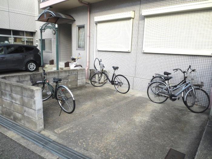 刀根山ドミトリー