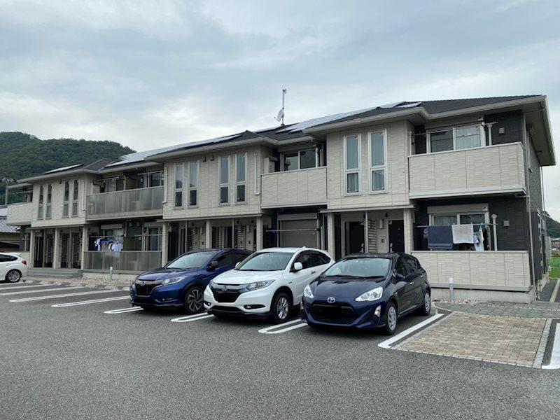 ＪＲ姫新線 播磨高岡駅 徒歩38分  築10年(2LDK/1階)