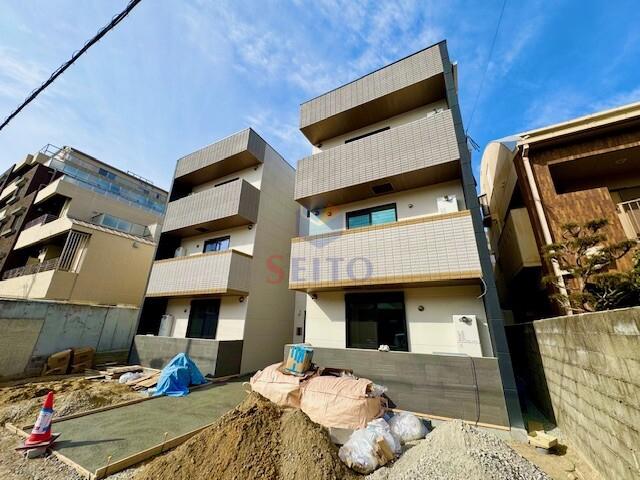 GRAND STEADY 服部本町