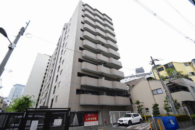 ファミーユ西梅田