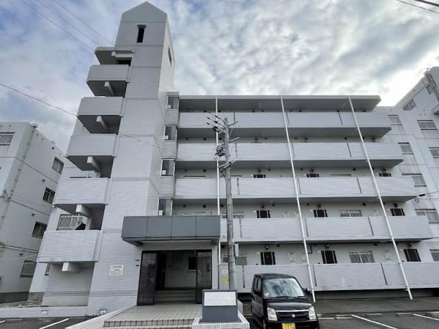 ライフ・モア本城B棟