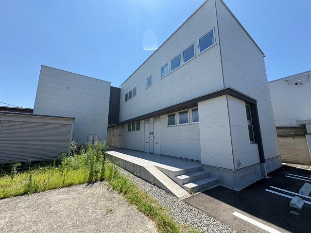 富山地鉄富山港線 奥田中学校前駅 徒歩9分 2階建 築2年