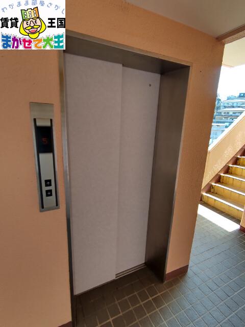 プレジール岩屋通