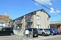 トリコロールハウス