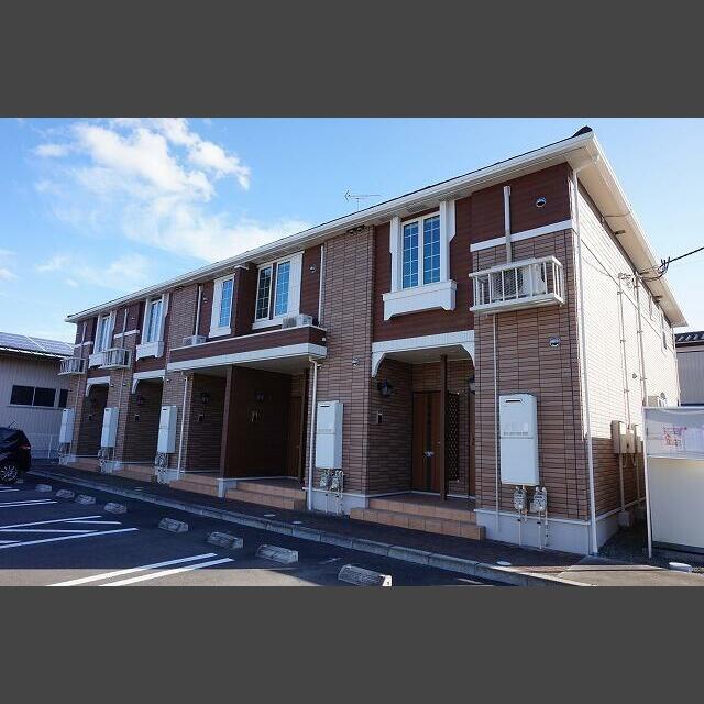 PINE BREEZE壱番館