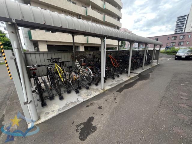 グランカーサ永山公園通ウエスト