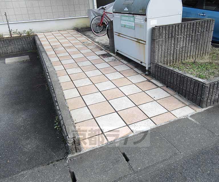 リーベン祝園A・B棟