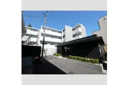 PREMIUM CUBE 中野