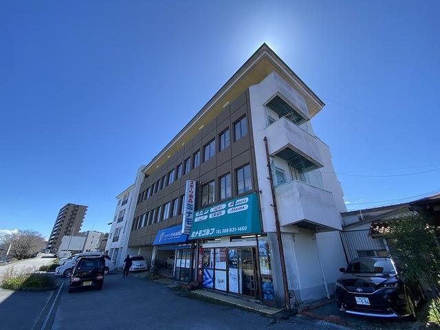 コーポ石立
