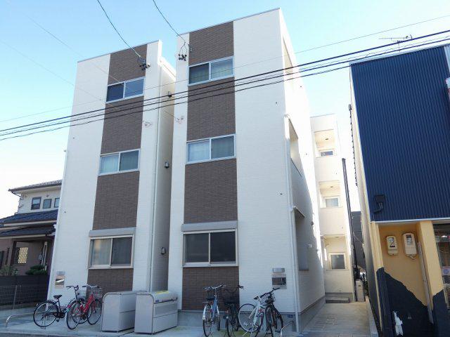 CHAMP DE HELIANTHE 本陣