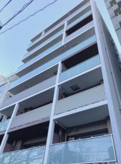 PORTSIDE URBAN RESIDENCE