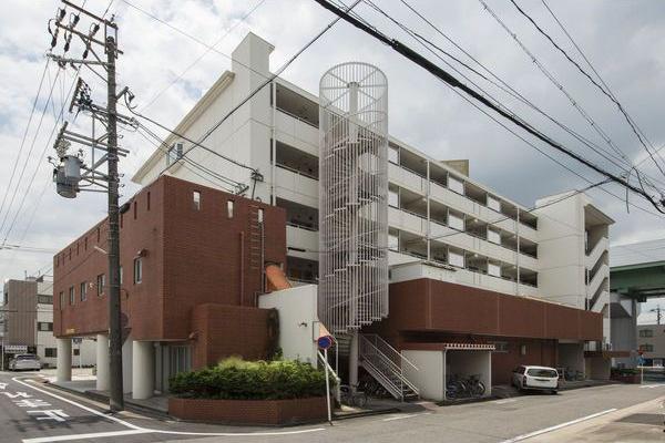 地下鉄名城線 黒川駅(愛知) 徒歩23分  築42年(2LDK/2階)