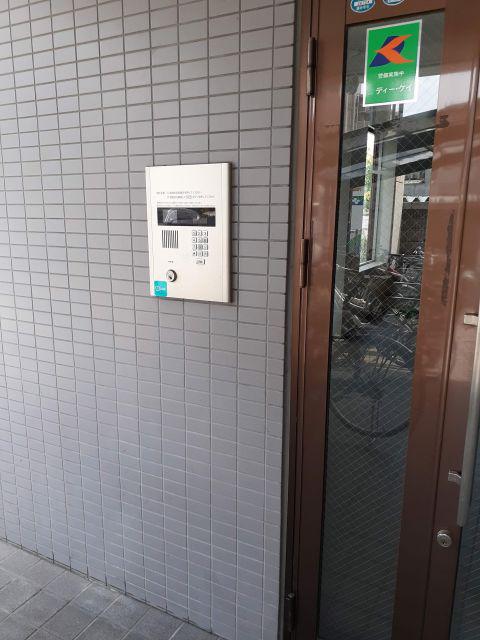センターフィールドIII