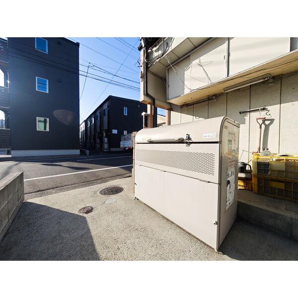 WOOD HOUSE穀町