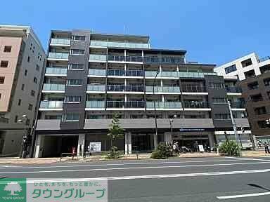 フェニシア学芸大学