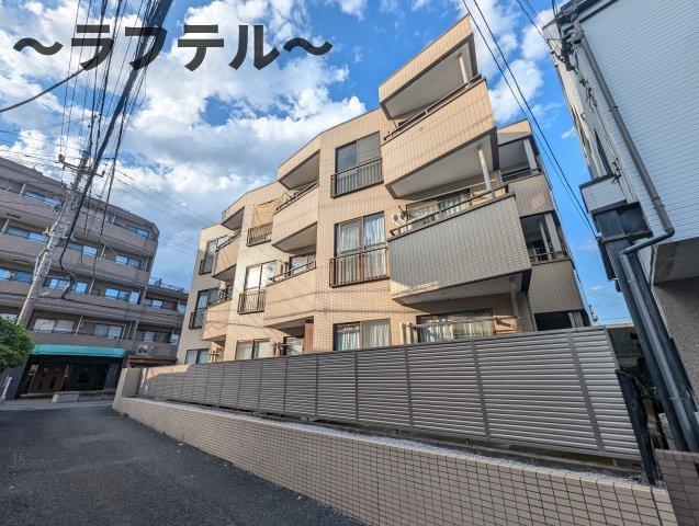 タプロー・コート