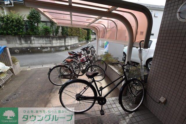 クレスト・モア