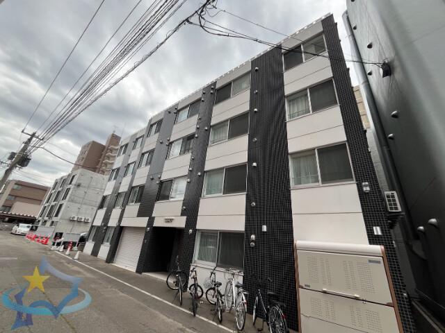 地下鉄東西線 西１８丁目駅 徒歩6分 4階建 築7年